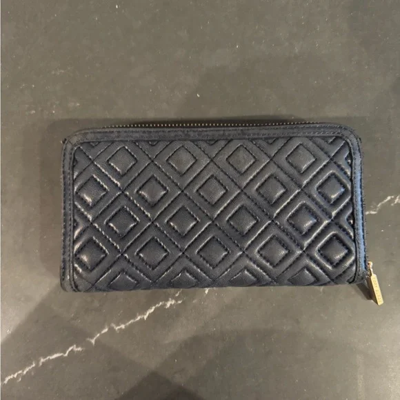 Tory Burch navy leather wallet - Picture 3 of 5